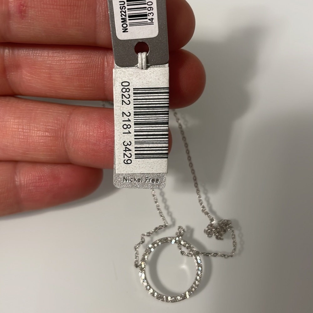 Necklace - Picture 5 of 7